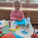 Lenka_praca plastyczna_kosmita