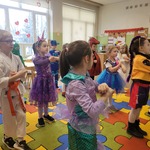 bal karnawałowy mrówki