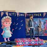 let's sing together