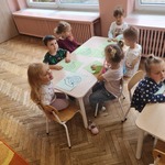zajęcia plastyczne w biedronakach 4.jpg